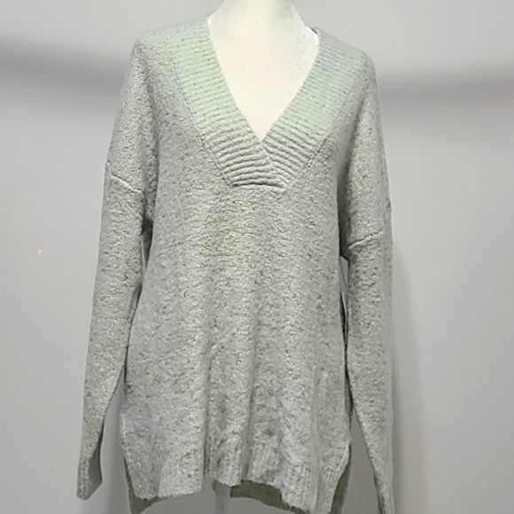 NINE WEST COZY OVERSIZED MINT SWEATER NWT - Picture 5 of 8